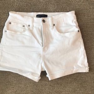 White demin high waist shorts